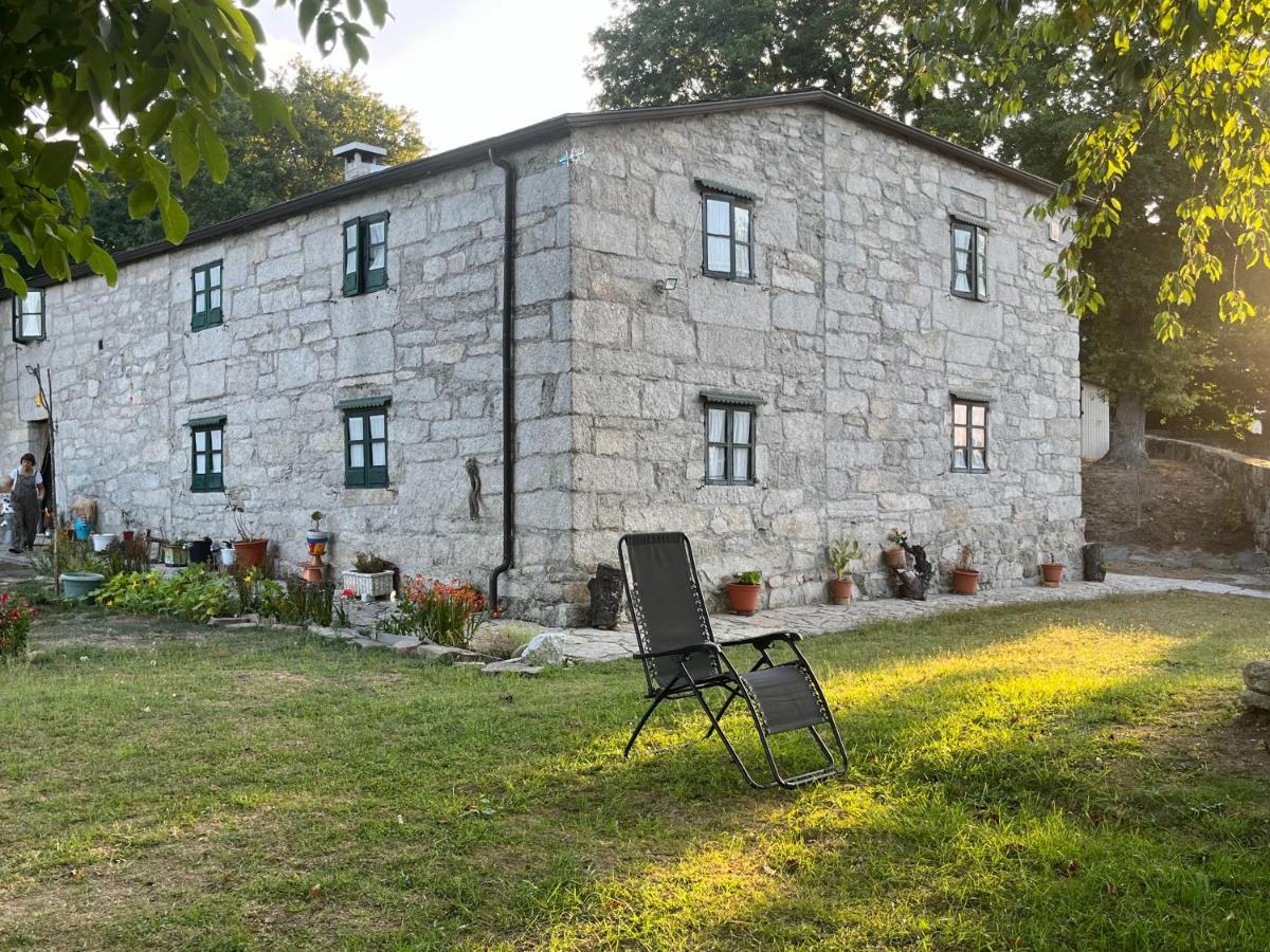 Albergue Rectoral De Romean O Corgo Exterior foto